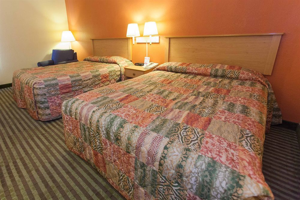 Hometown Inn-ringgold Motel